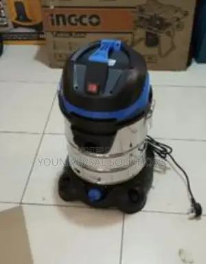 Premier 25L Vacuum Cleaner