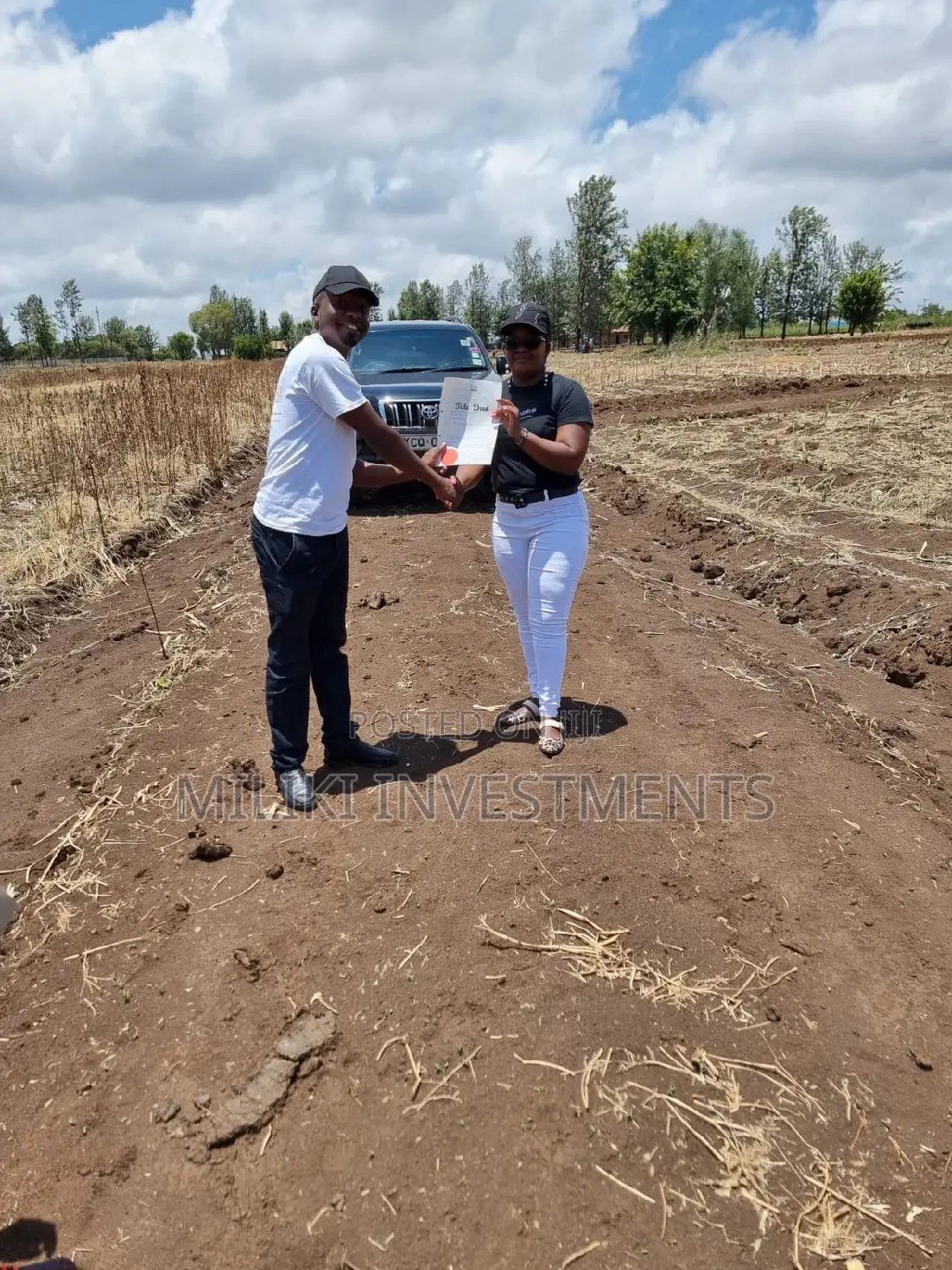 50 by 100 Plots on Sale at Kenol-Sagana Makutano.