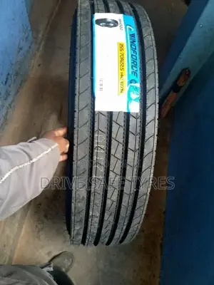 255 /70 22.5 Windforce Tyre
