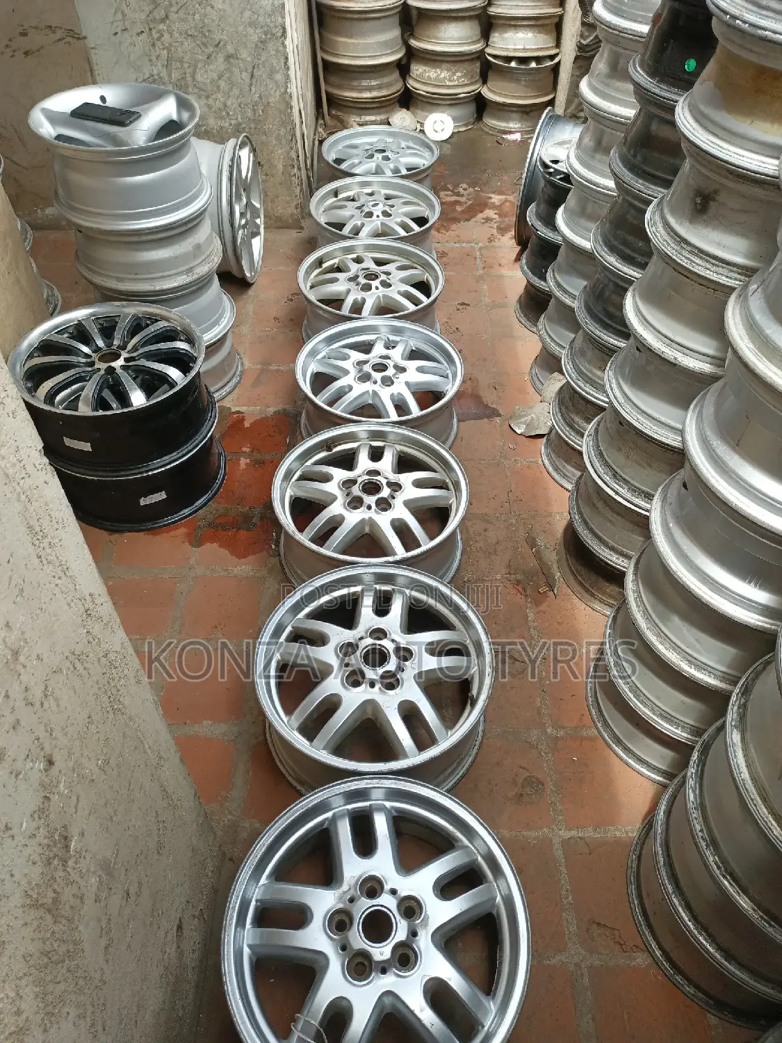 Range Rover Rims Size 18 Per Pc