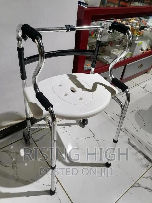 Quality 6 in One Commode Seat - thumbnail 2