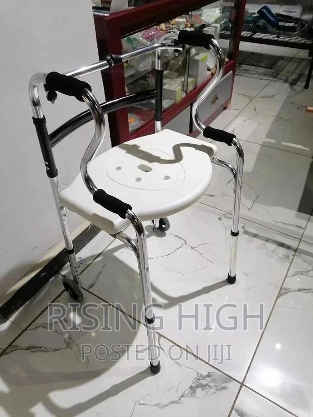 6 in One Commode Seat. - main view