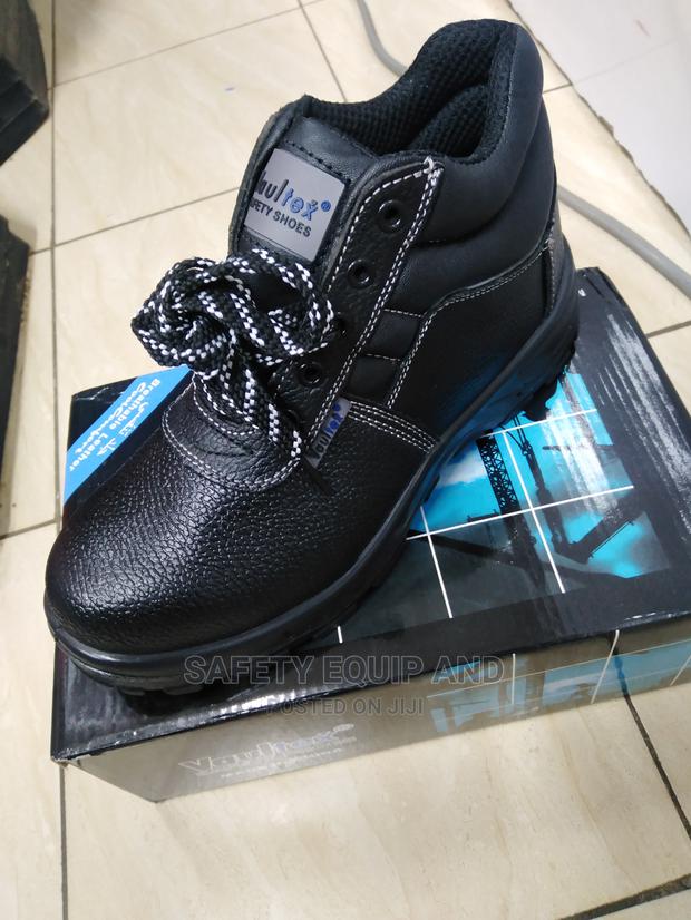 Slip Resistant Breathable Vaultex Safety Boots