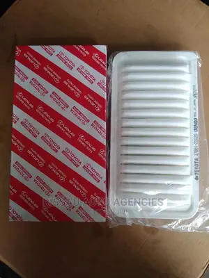 Toyota Genuine Air Cleaner 22020 for NZE/Noah/Premio