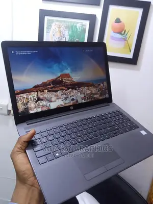 New Laptop HP 250 G7 4GB Intel Core I3 HDD 1T