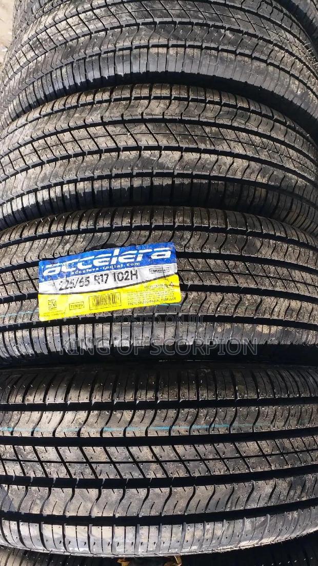 Accelera 225/65r17 - main view