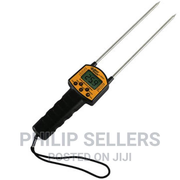 Digital Moisture Meter - thumbnail 2