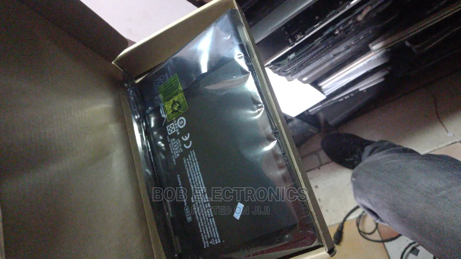 HP Folio Laptop Batteries at Offer