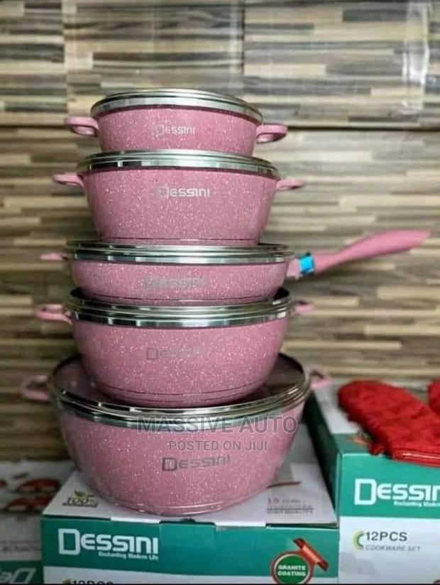 12ocs Dessini Cookware - main view