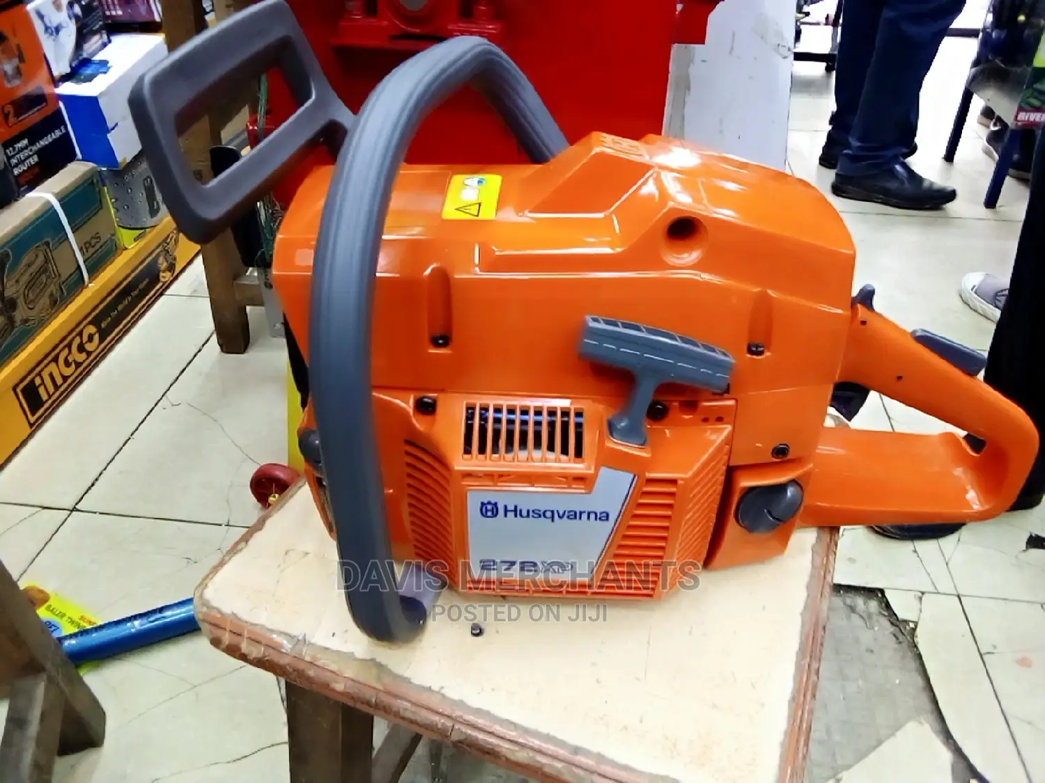 Husqvarna Chainsaw 272xp