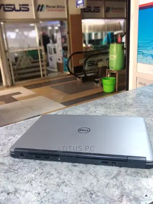 Laptop Dell Latitude E7240 4GB Intel Core I5 SSD 128GB