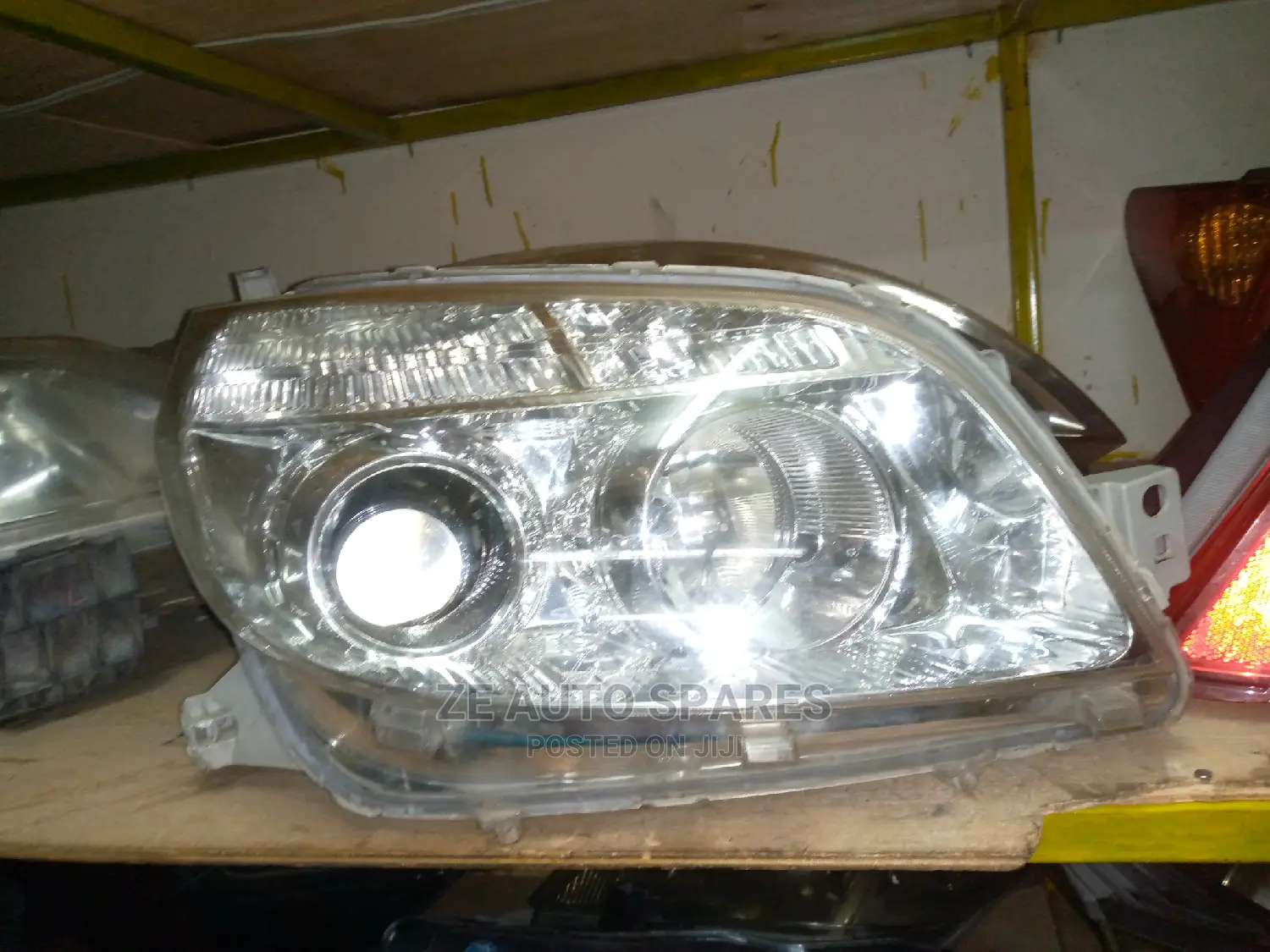Rush 2010 Headlight Xenon
