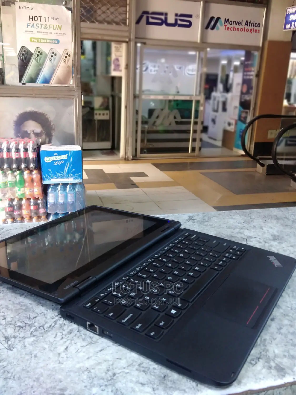 Laptop Lenovo Yoga 11e 4GB Intel Celeron SSD 128GB
