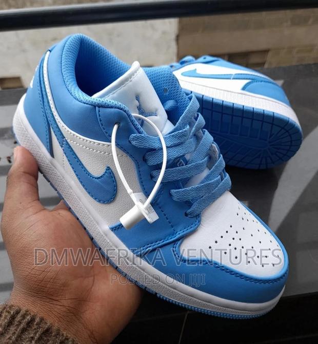 Air Jordan 1 Low - main view