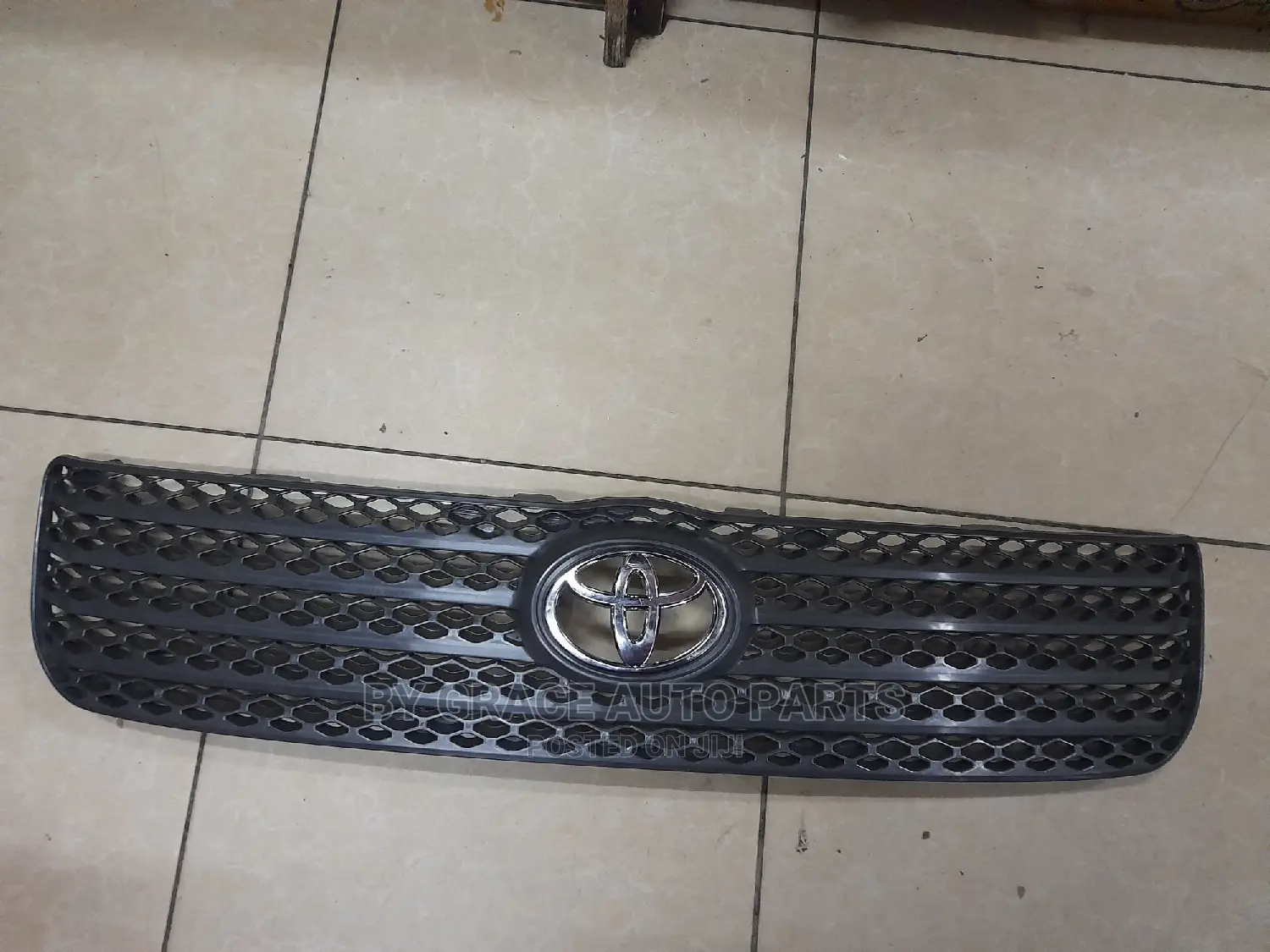 Front Grill Toyota