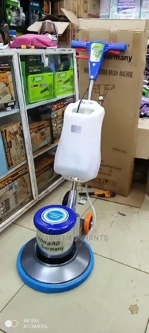 High Quality Floor Scrubber Machine