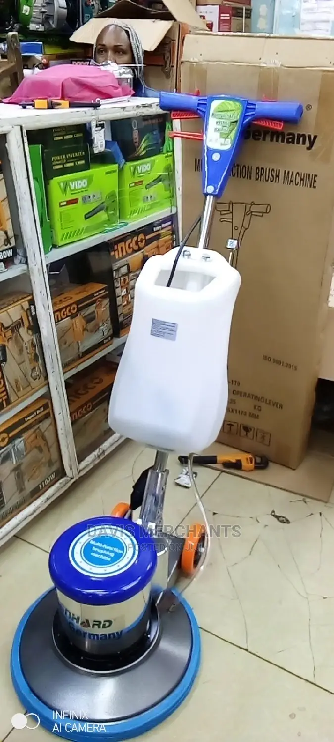 High Quality Floor Scrubber Machine