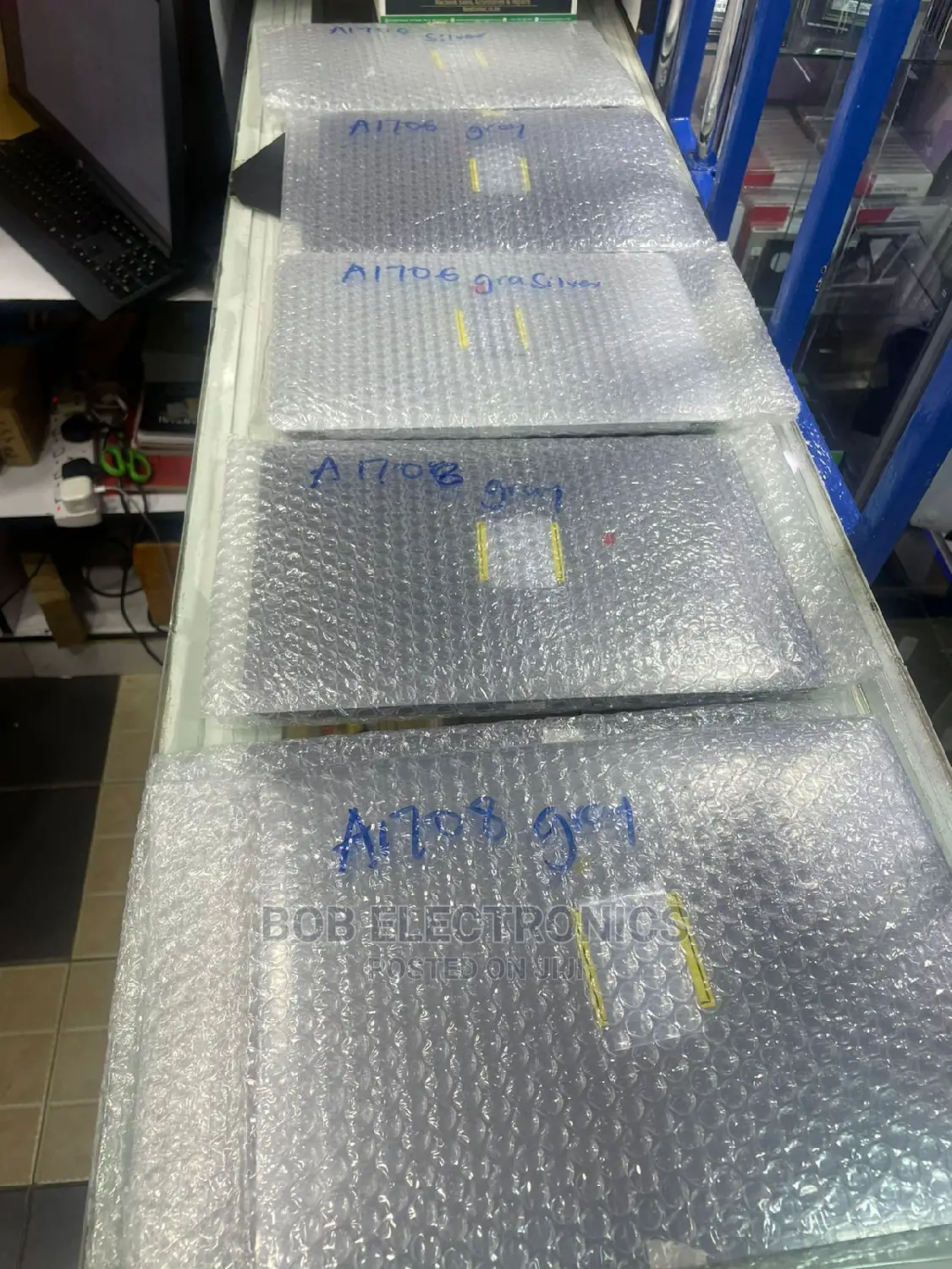 Mackbook Pro Casing (Upper and Lower )