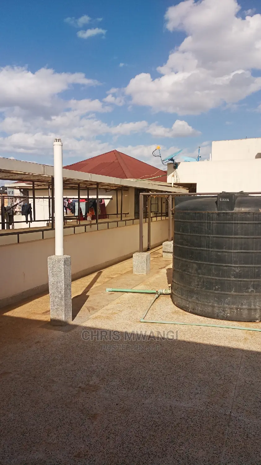 1bdrm Block of Flats in Ruaka Town for Sale