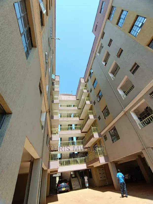2bdrm Block of Flats in Ruaka Estate for Sale