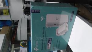 AV1000 Gigabit Powerline Adapter AC Wifi Kit - thumbnail 2