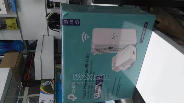 AV1000 Gigabit Powerline Adapter AC Wifi Kit