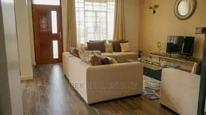 4bdrm Maisonette in South C for Sale