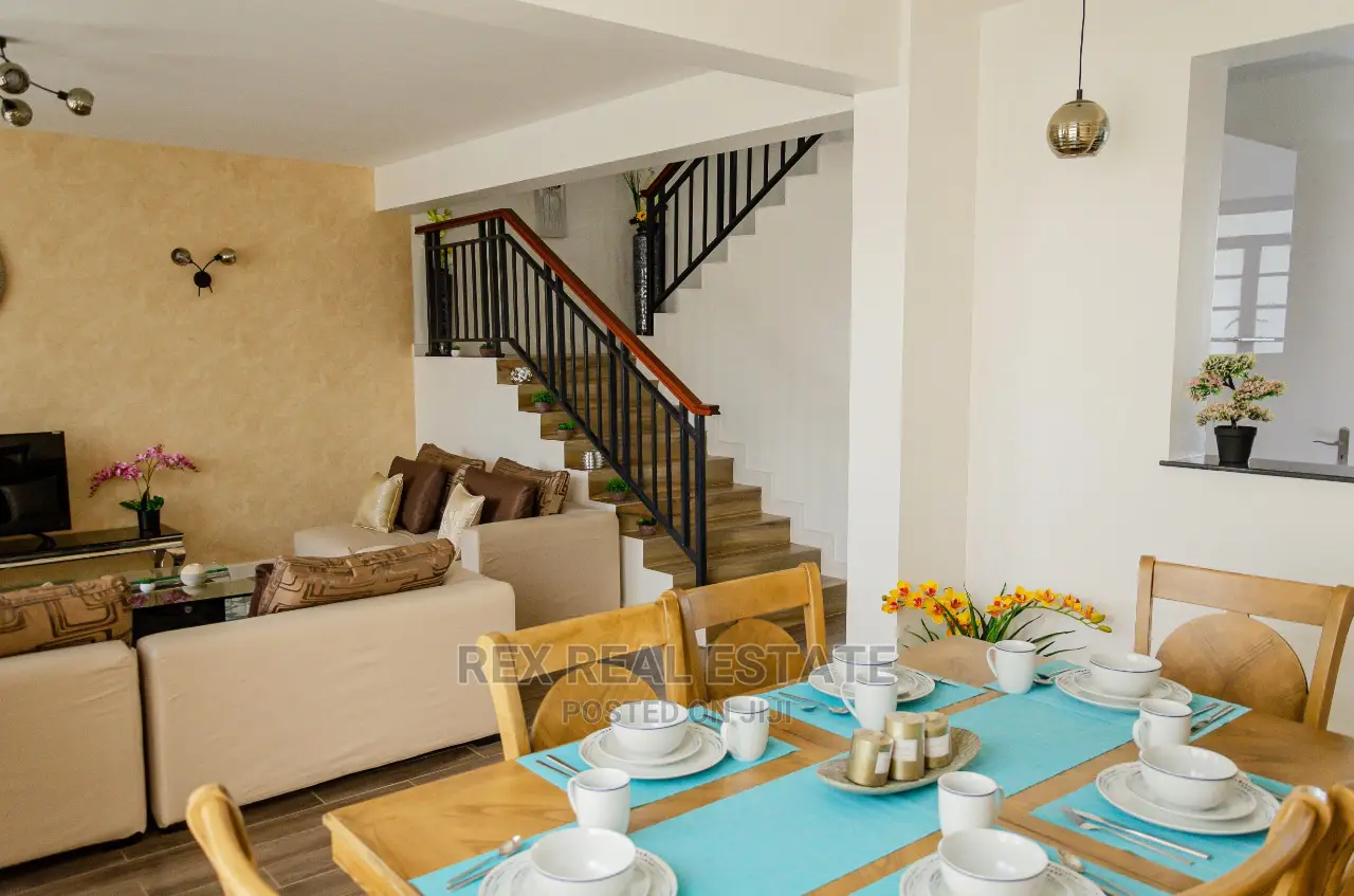 4bdrm Maisonette in South C for Sale