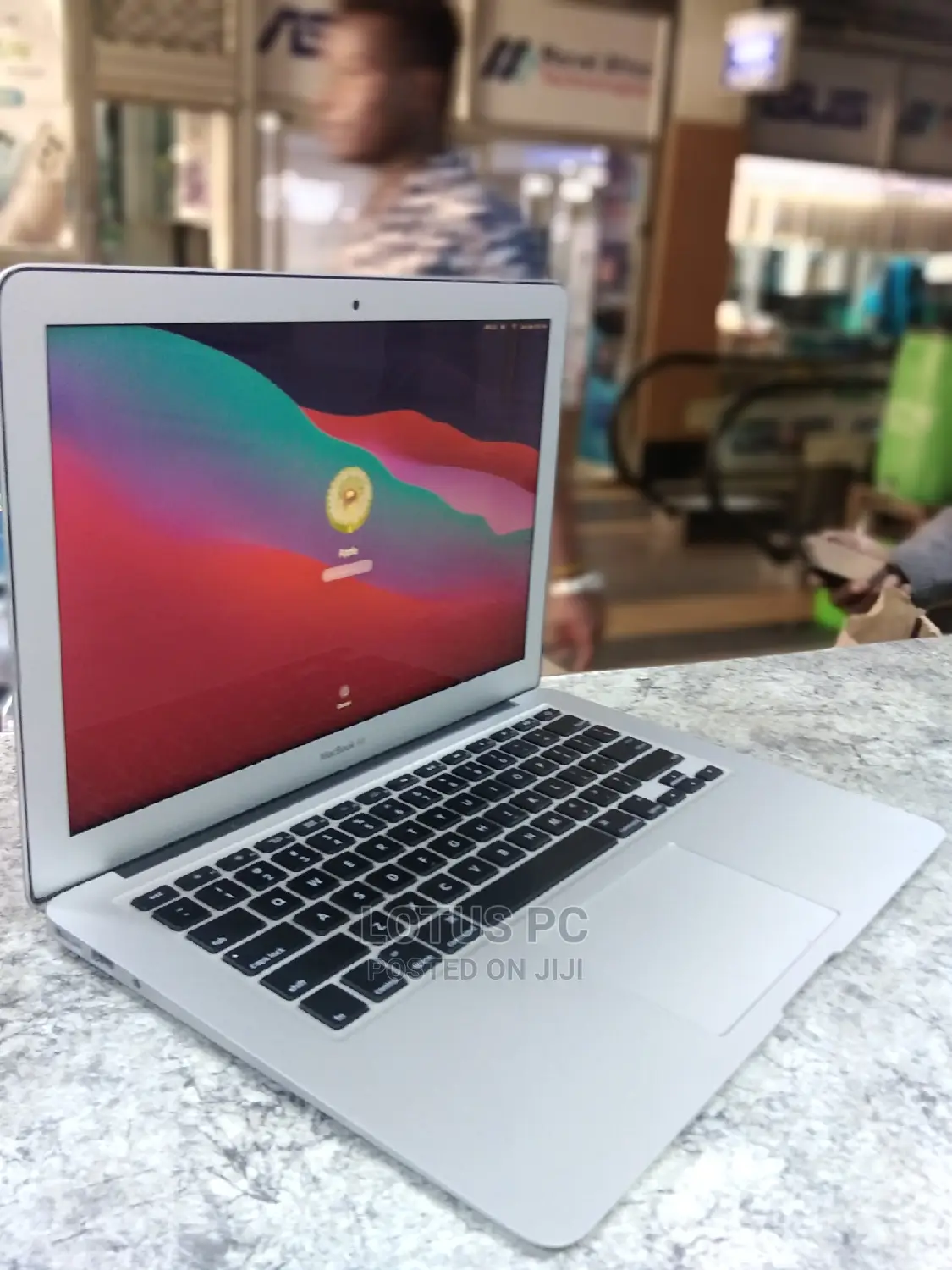 Laptop Apple MacBook Air 2015 8GB Intel Core I5 SSD 256GB