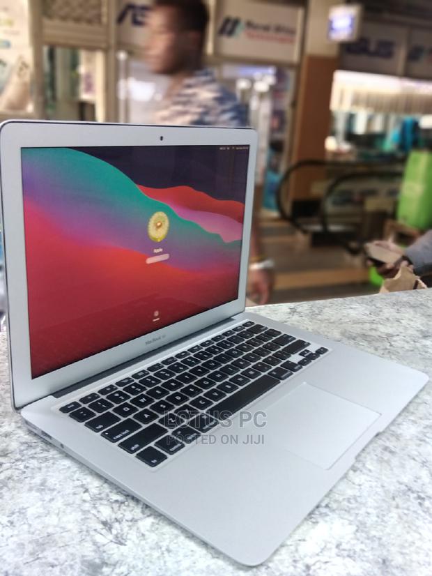 Laptop Apple MacBook Air 2015 8GB Intel Core I5 SSD 256GB