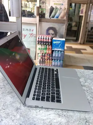 Laptop Apple MacBook Air 2015 8GB Intel Core I5 SSD 256GB