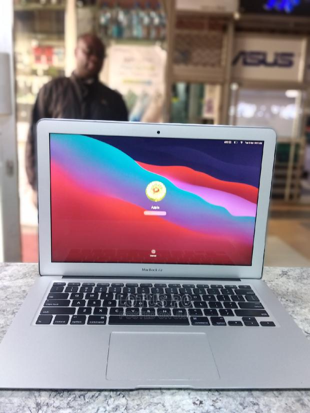 Laptop Apple MacBook 2015 8GB Intel Core I5 SSD 256GB - thumbnail 2