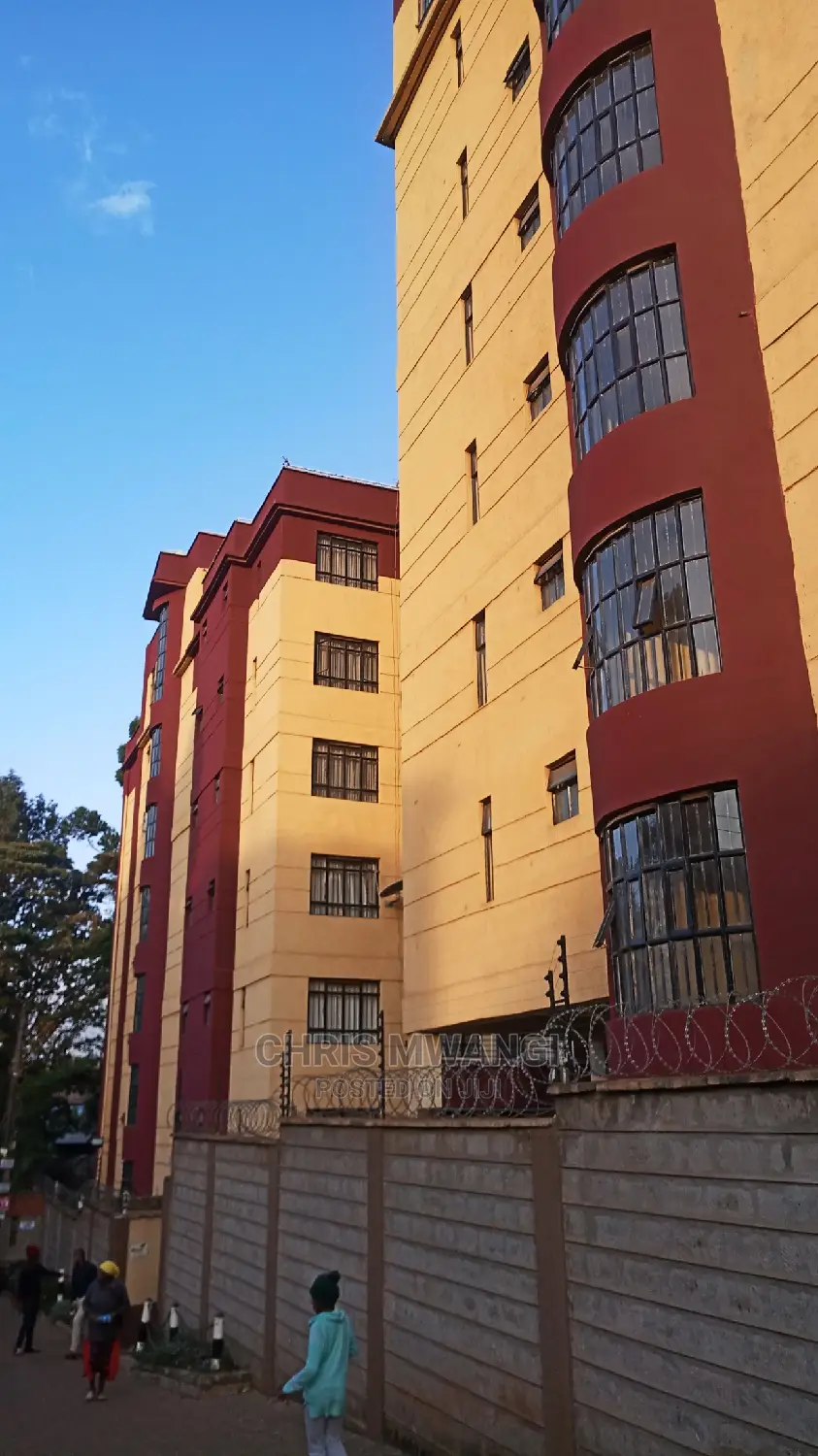 Furnished 2bdrm Block of Flats in Ruaka Town for Sale