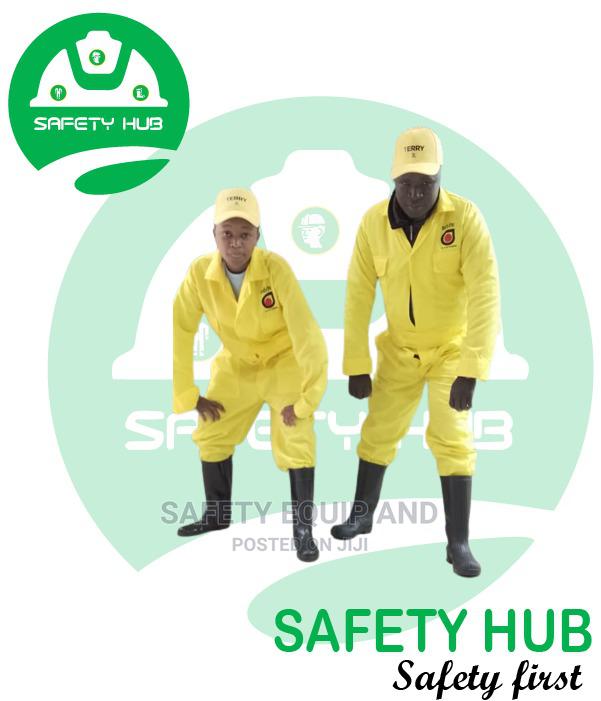 Yellow Overalls and Cap - thumbnail 2