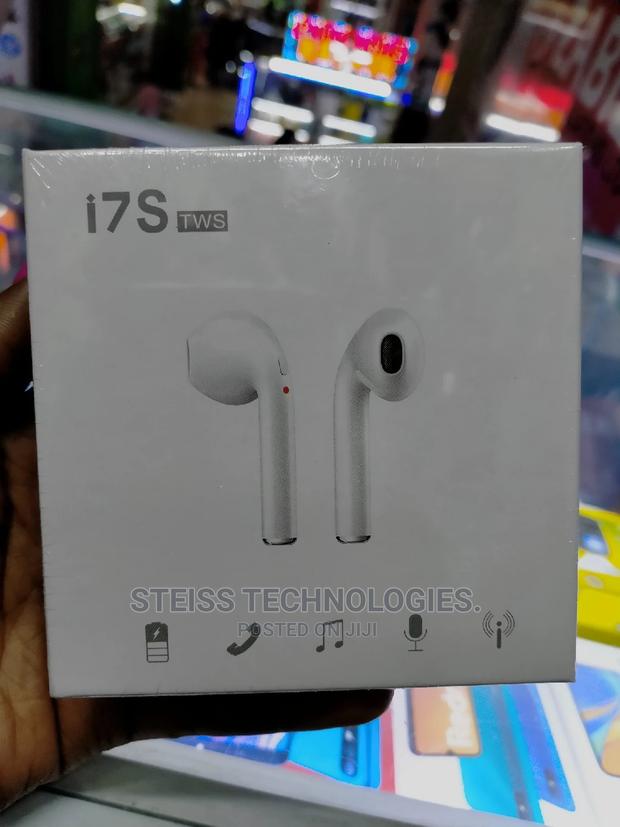I7tws Earbuds - main view