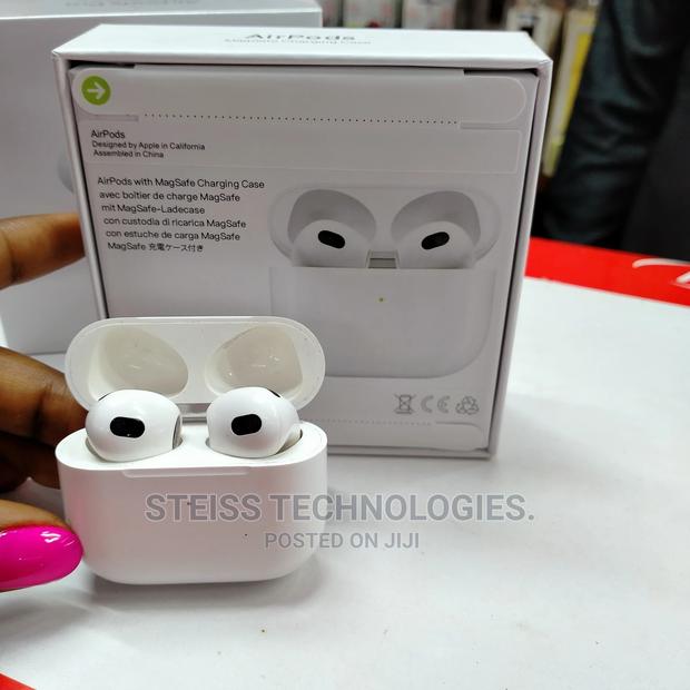 Airpods Magsafe Charging Case - thumbnail 2
