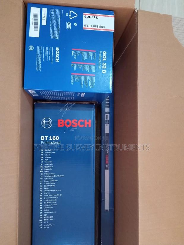 Bosch Automatic Dumpy Level Set - main view