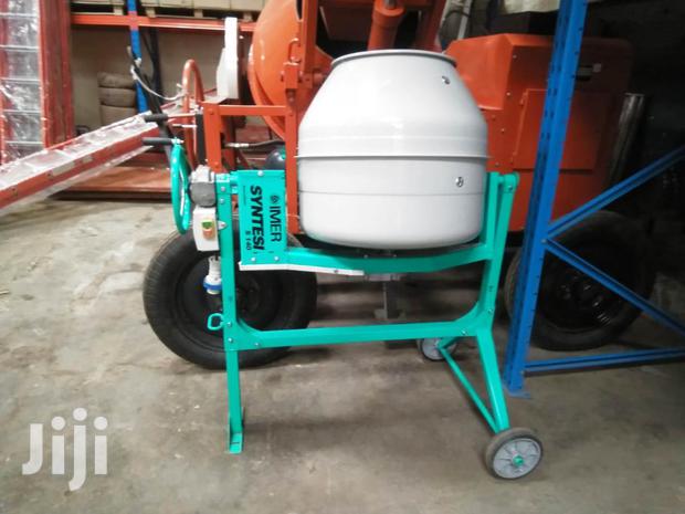 Concrete Mixer Using Fuel - thumbnail 3
