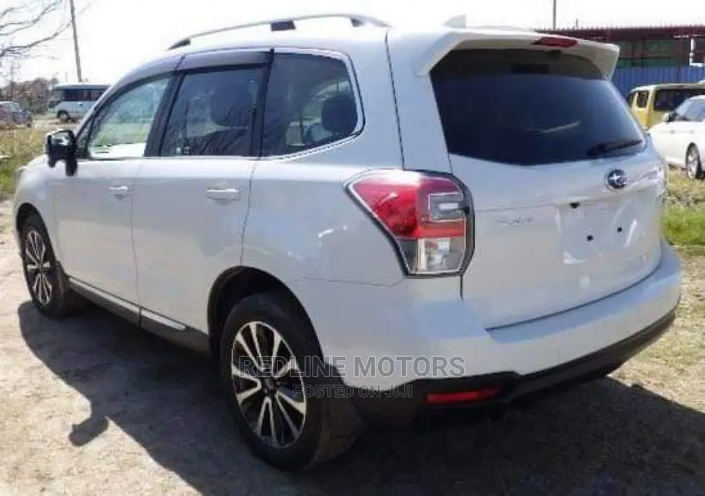 Subaru Forester 2.0XT Premium AWD 2016 Pearl