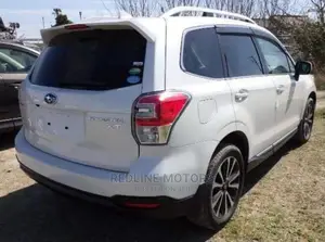 Subaru Forester 2.0XT Premium AWD 2016 Pearl