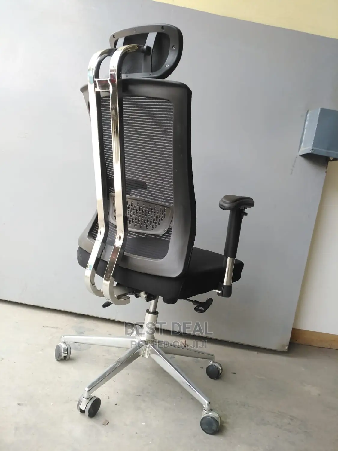 Ergonomic Mesh Chair