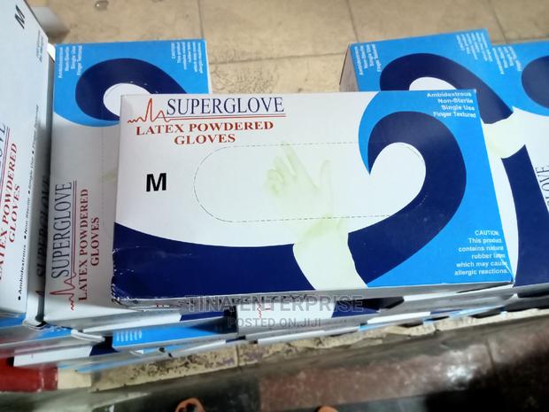 Latex Powdered Gloves