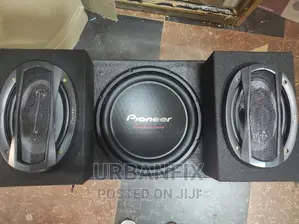Pioneer Double Coil Subwoofer With 2 Midrange Speakers