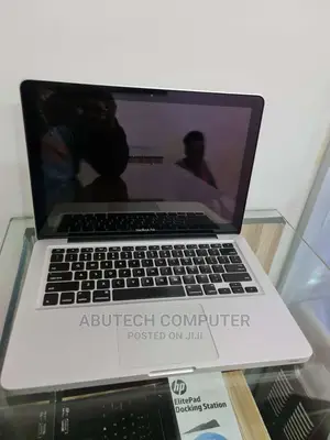 Laptop Apple MacBook Pro 2012 4GB Intel Core i5 HDD 256GB