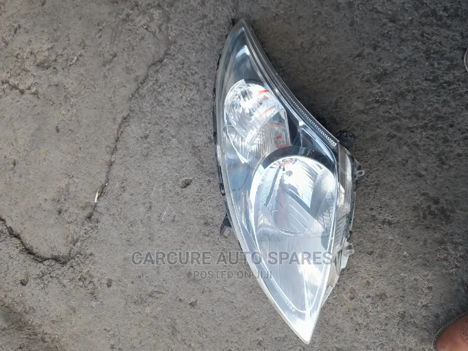 Suzuki Swift Headlights