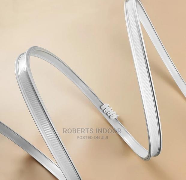 6m Bendable Curved Shape Rail - main view
