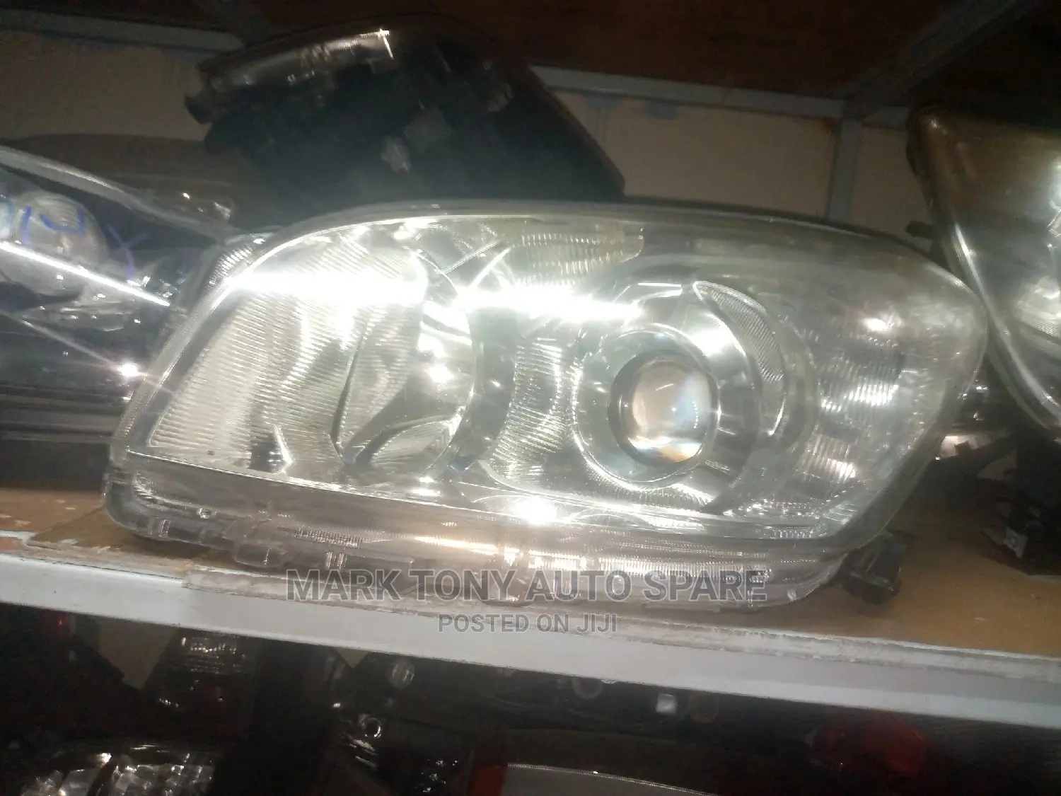 Rav 4 Ac 36, Headlight