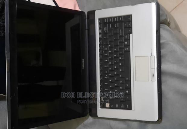 Laptop HP Compaq 8540w 4GB Intel Celeron 320GB - thumbnail 3