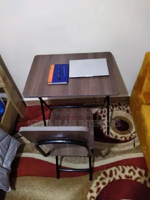 Classic Foldable Study Table