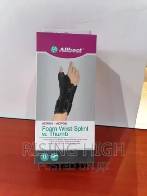 Quality Foam Wrist Support With Thumb